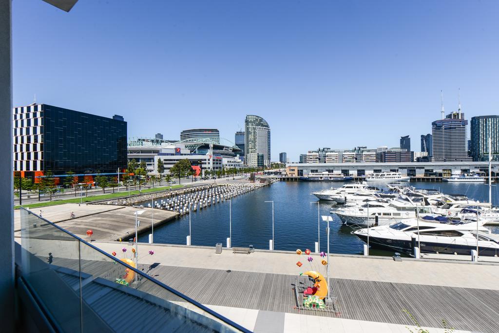 Апартаменти Urbanminder @ Docklands Мельбурн Екстер'єр фото